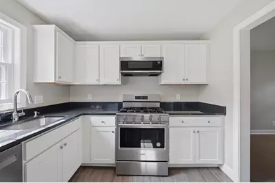 1582 Memorial Ave #1B, West Springfield, MA 01089 - Photo 2