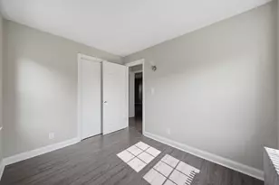 1582 Memorial Ave, West Springfield, MA 01089 - Photo 18