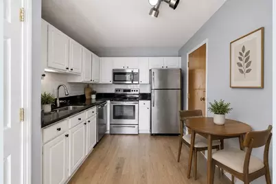 326 Broadway #9, Somerville, MA 02145 - Photo 2
