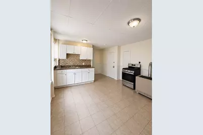 159 Frederick St #3W, New Bedford, MA 02744 - Photo 8