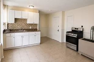 159 Frederick St, New Bedford, MA 02744 - Photo 8
