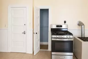 159 Frederick St, New Bedford, MA 02744 - Photo 10