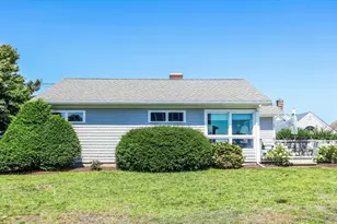 20 Overlook Knoll Rd, Mashpee, MA 02649 - Photo 2