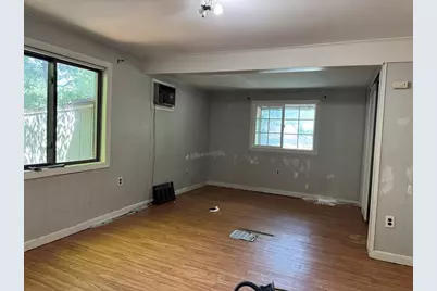 32 Hamilton Ter, Georgetown, MA 01833 - Photo 8