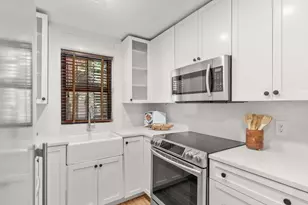 2 Claremont Park, Boston, MA 02118 - Photo 8