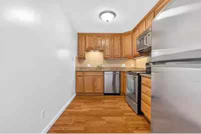 366 Elliot Street #7, Newton, MA 02464 - Photo 4