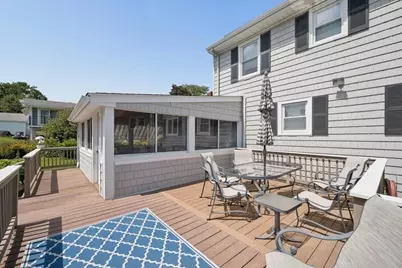 301 Westhill Avenue, Somerset, MA 02726 - Photo 12