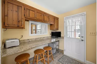 301 Westhill Avenue, Somerset, MA 02726 - Photo 28