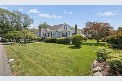 301 Westhill Avenue, Somerset, MA 02726 - Photo 8