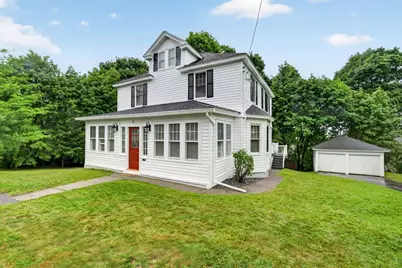 8 Darling St, Worcester, MA 01605 - Photo 1