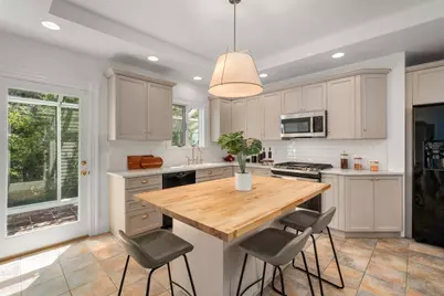 302 Concord Road, Weston, MA 02493 - Photo 14