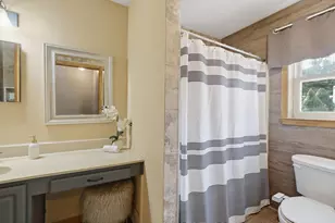 55 Hoover St, Leominster, MA 01453 - Photo 16