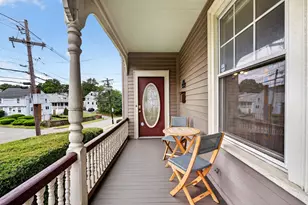 41 Maple St, Stoneham, MA 02180 - Photo 2