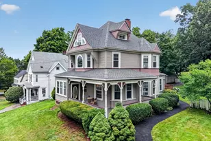 41 Maple St, Stoneham, MA 02180 - Photo 1