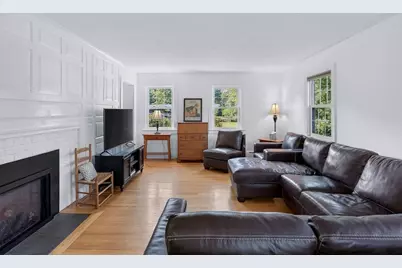 22 Post Rd, Lenox, MA 01240 - Photo 12