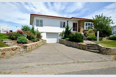 53 Harborview Rd, Hull, MA 02045 - Photo 2
