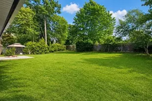 319 Jon Dr, Brockton, MA 02301 - Photo 20