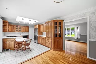 277 Brainerd St, South Hadley, MA 01075 - Photo 8