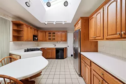 277 Brainerd St, South Hadley, MA 01075 - Photo 10
