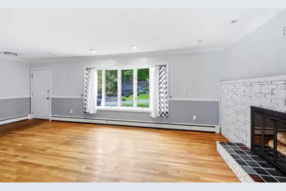 277 Brainerd St, South Hadley, MA 01075 - Photo 6