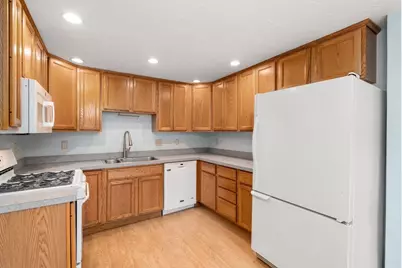 281 Meeting House Path #281, Ashland, MA 01721 - Photo 4