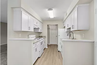 6 Beals Cove #B, Hingham, MA 02043 - Photo 10
