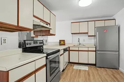 181 Littleton Rd #211, Chelmsford, MA 01824 - Photo 6