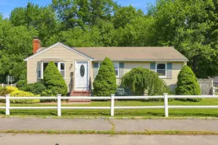 34 Roseen Rd, Holbrook, MA 02343 - Photo 1