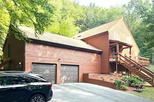42 Captain Lathrop Dr, Deerfield, MA 01373 - Photo 1