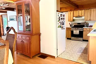 42 Captain Lathrop Dr, Deerfield, MA 01373 - Photo 8