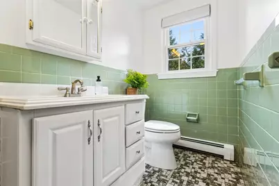 4 Rodgers Rd, Stoneham, MA 02180 - Photo 16