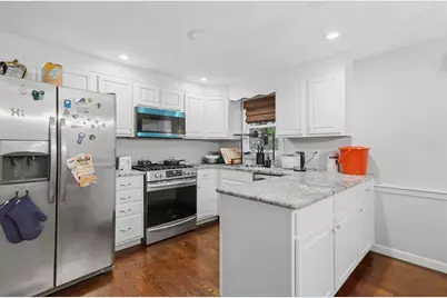 852 Wellman Ave #852, Chelmsford, MA 01863 - Photo 2