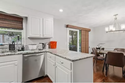 852 Wellman Ave #852, Chelmsford, MA 01863 - Photo 4