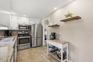 25 Paulson Dr, West Springfield, MA 01089 - Photo 12