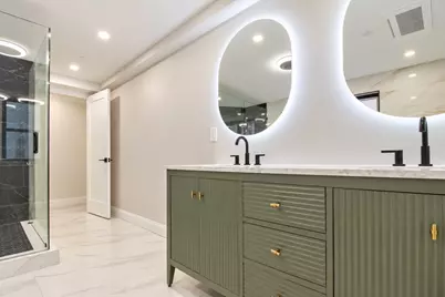 20 Shawmut St, Boston, MA 02116 - Photo 22