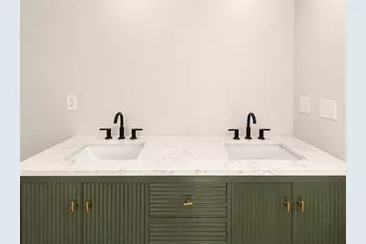 20 Shawmut St, Boston, MA 02116 - Photo 20