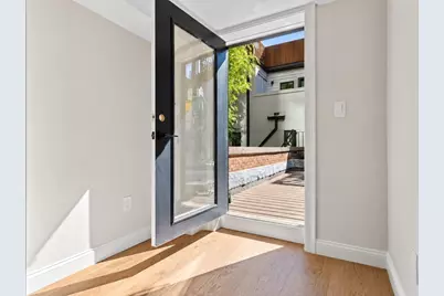 20 Shawmut St, Boston, MA 02116 - Photo 14