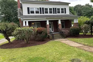 46 Walnut St, Montague, MA 01376 - Photo 2
