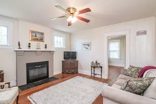 46 Walnut St, Montague, MA 01376 - Photo 8