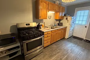 223 Mechanic St, Leominster, MA 01453 - Photo 14