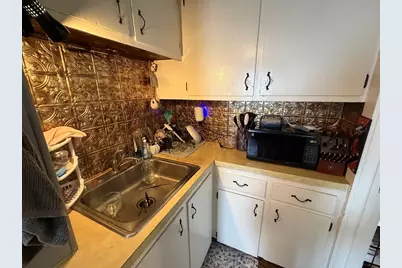 223 Mechanic St, Leominster, MA 01453 - Photo 22