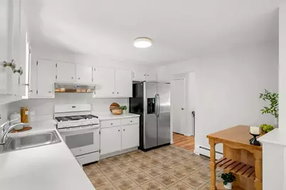 21 Freeport Dr, Burlington, MA 01803 - Photo 12