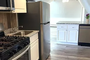 111 Summer St, Haverhill, MA 01830 - Photo 2