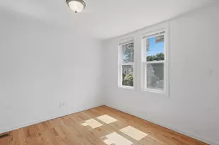 46 Sheridan St, Haverhill, MA 01830 - Photo 26