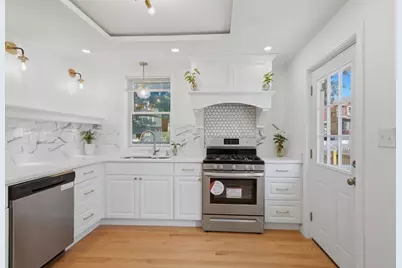 46 Sheridan St, Haverhill, MA 01830 - Photo 14