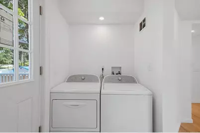 46 Sheridan St, Haverhill, MA 01830 - Photo 18