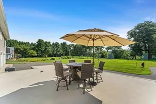 136 Main St, Hatfield, MA 01038 - Photo 32