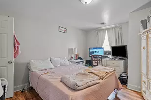 1792 Pleasant St, Fall River, MA 02723 - Photo 14