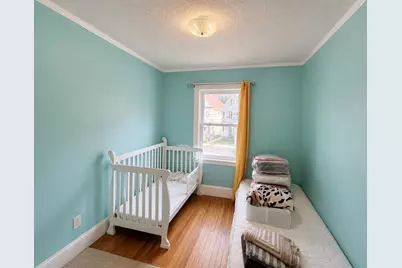 247 Sycamore St, Watertown, MA 02472 - Photo 12