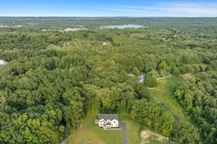 10 Falcon Dr, Shrewsbury, MA 01545 - Photo 42